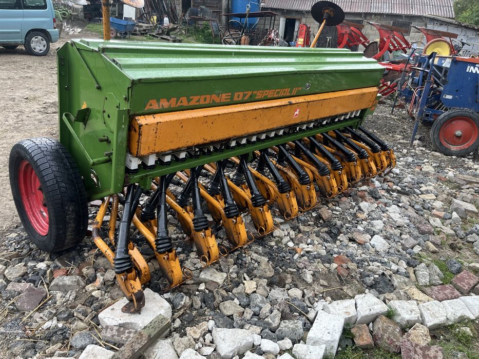 Siewnik Amazone D7 specjal II 3m isaria sulky