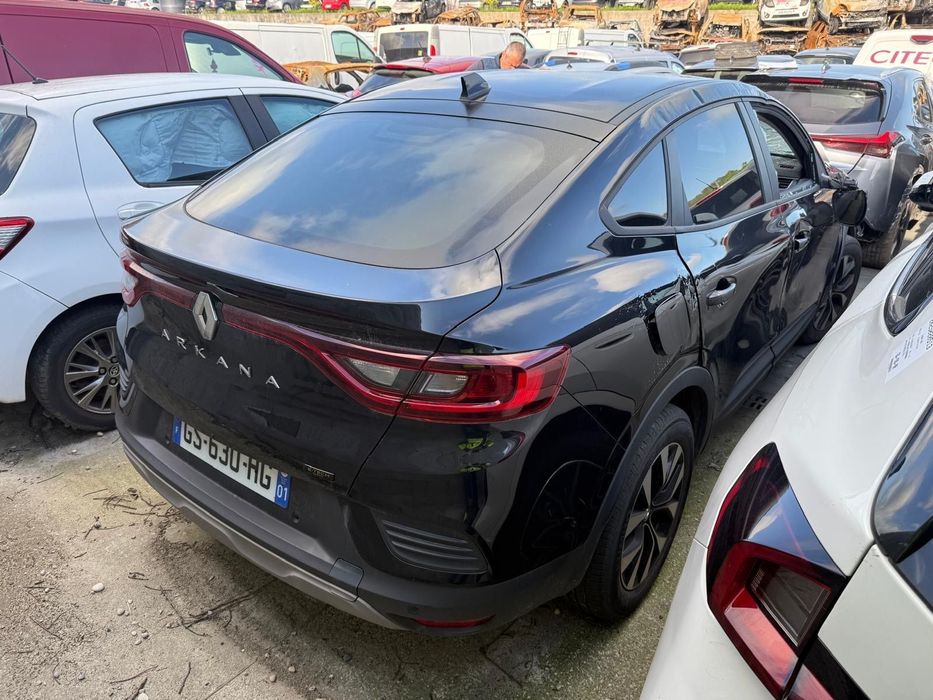 Renault Arkana Renault Arkana Essence E-Tech Hybryd