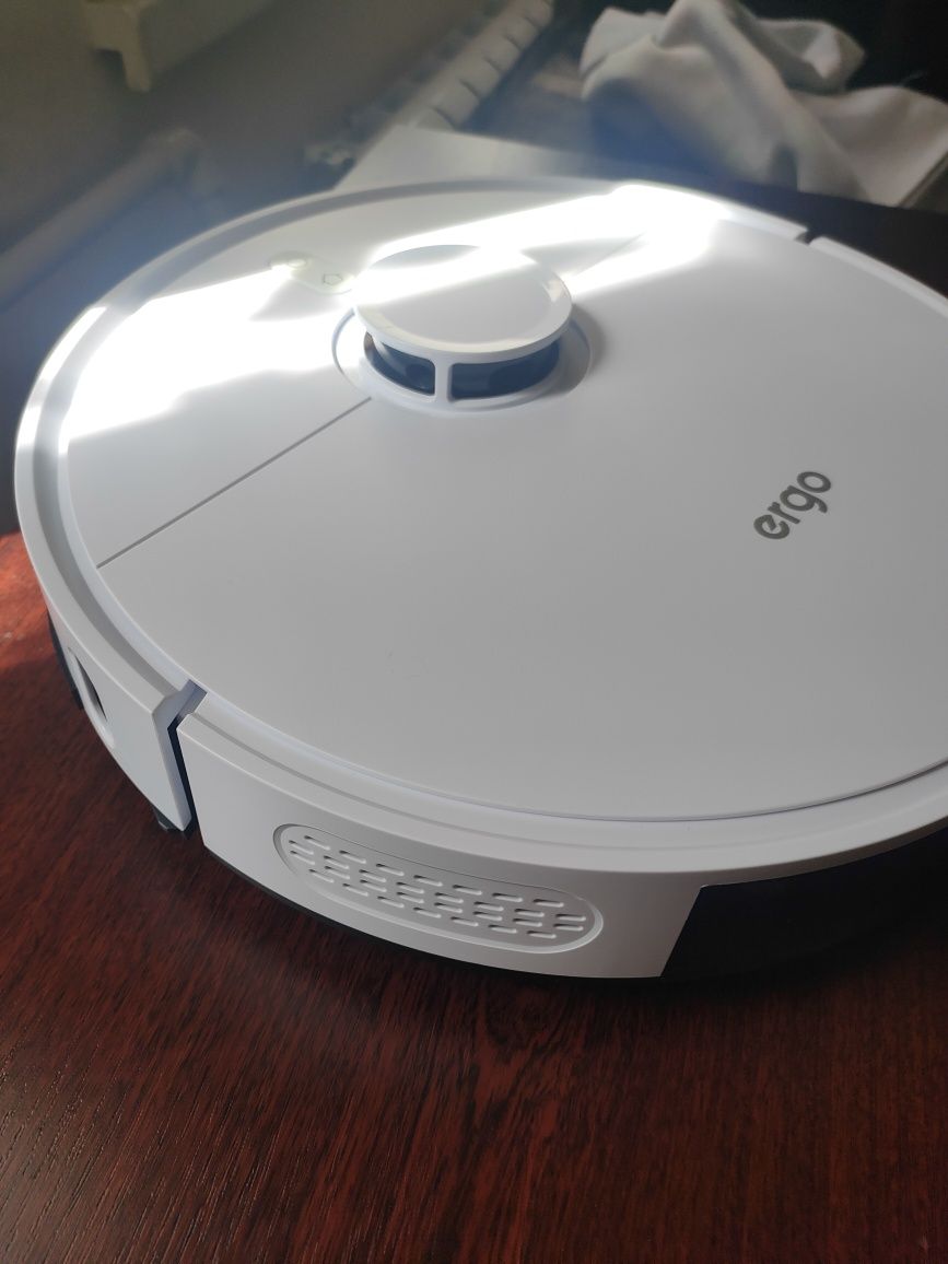 робот-пилосос Ergo RVC-10