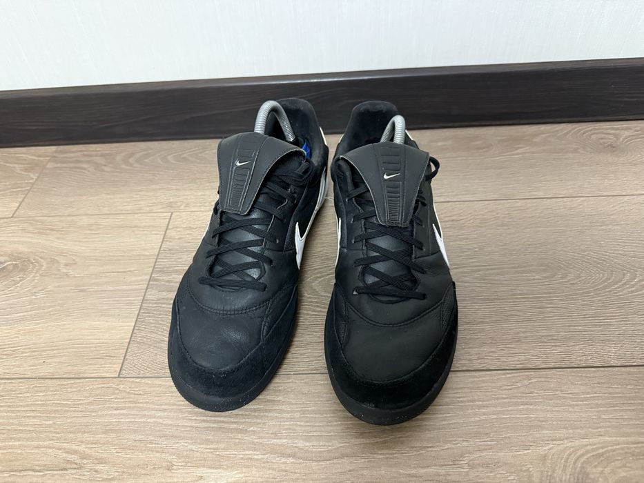 Шкіряні сороконіжки Nike Tiempo 43 розмір