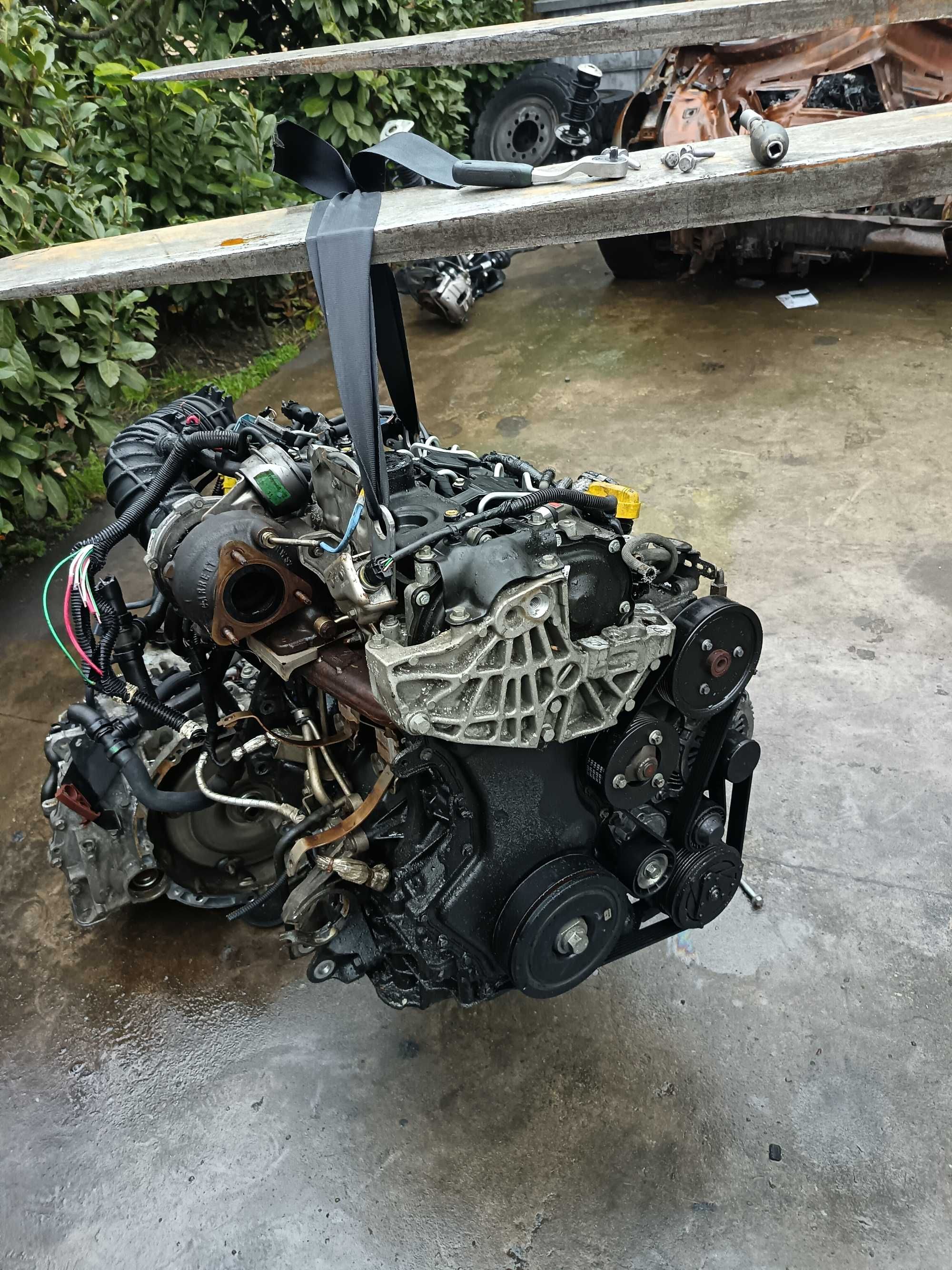 Двигун. Мотор M9R J805  RENAULT LAGUNA DCI 2.0 renault trafic.