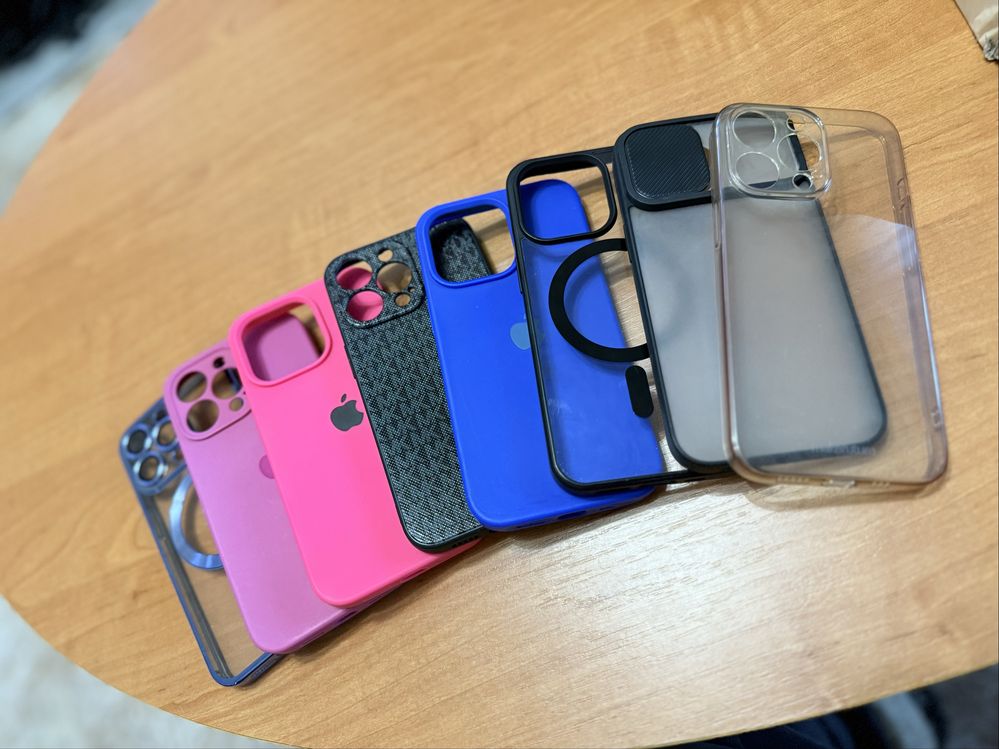 Чехлы на iPhone 13 Pro