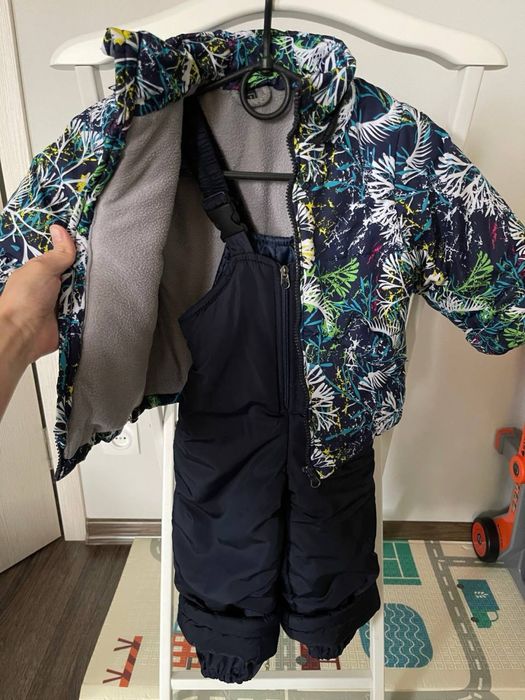 Зимова куртка та штани напівкомбінезон на хлопчика комплект 80-90