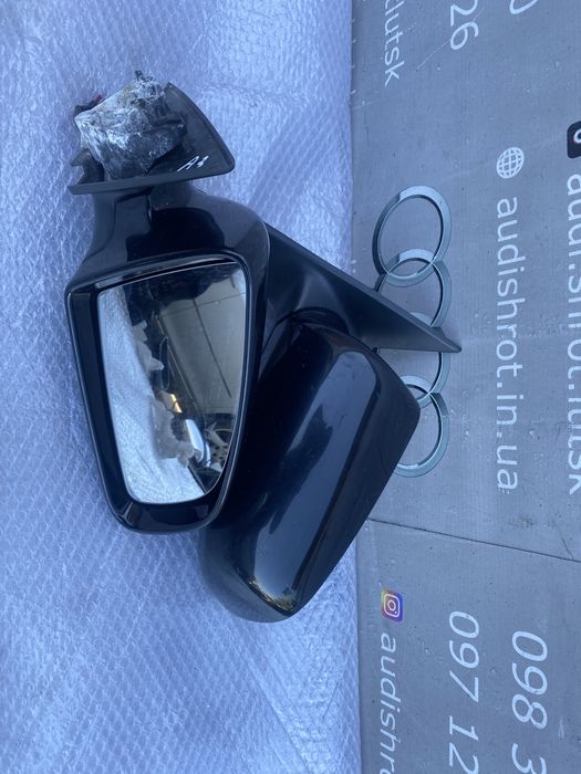 Комплект дзеркал Audi A3 8P чорний LY9B