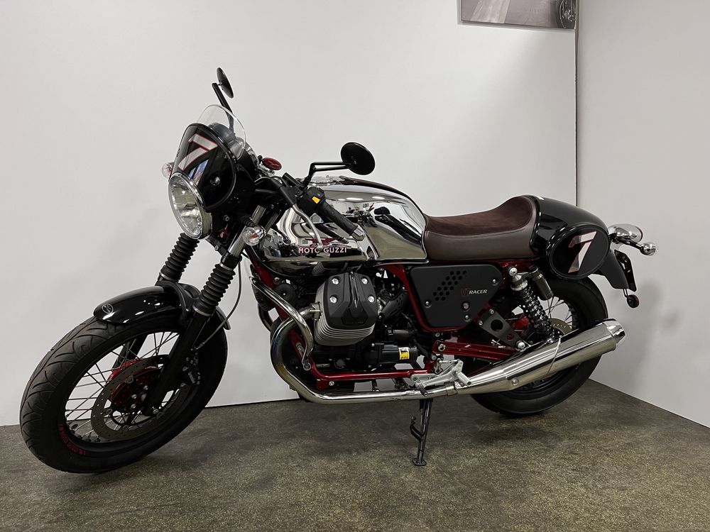 Moto Guzzi V7 Racer (лімітована серія, колекційний )