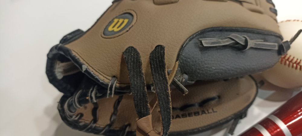 Taco beisebol, Luva e 2 bolas