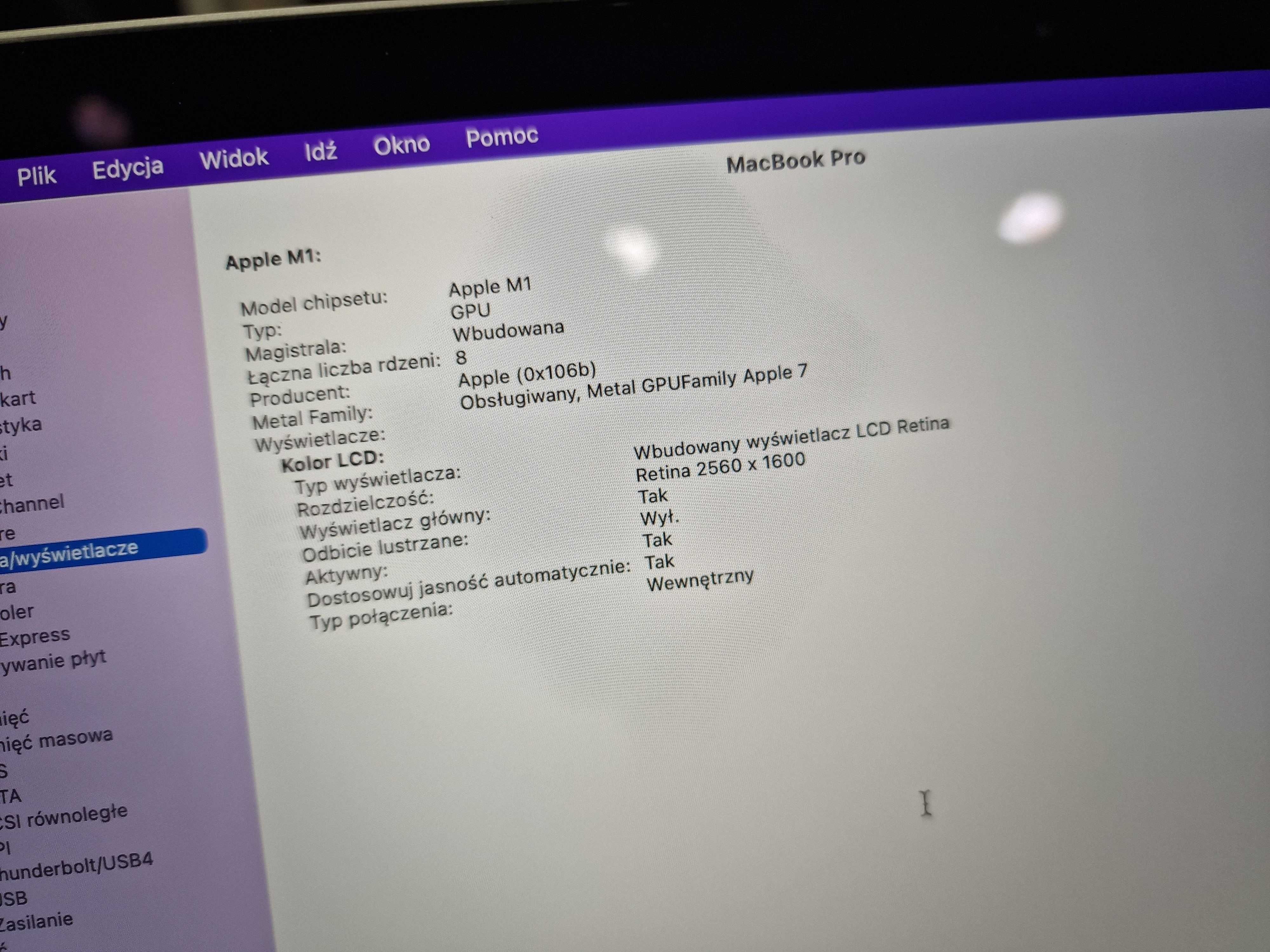 Macbook PRO 13 2020/ M1/ 16GB/ 256GB/ Space Gray/ 378 cykli/ Grade A-