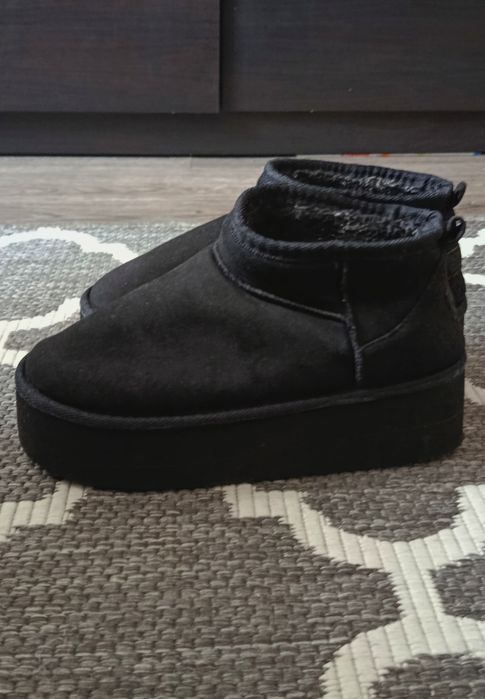 Ugg soya z New Yorker buty zimowe 41 rozmiar