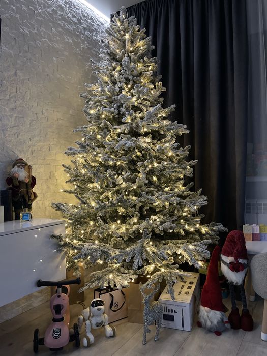 Ялинка віденська засніжена 2,3