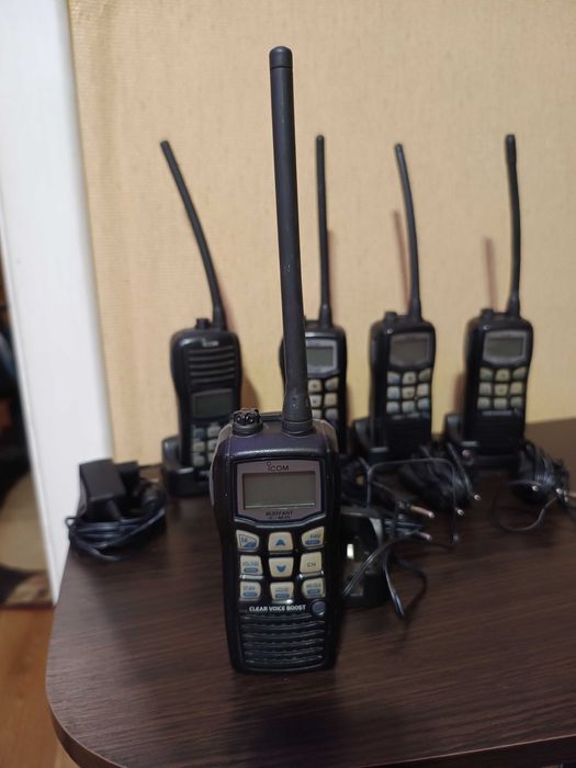 Морские радиостанции ICOM IC-M35, M34. Дополнительные АКБ BP-252.