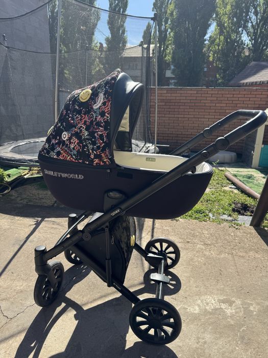 Anex e/type Smiley World Art  с автолюлькой