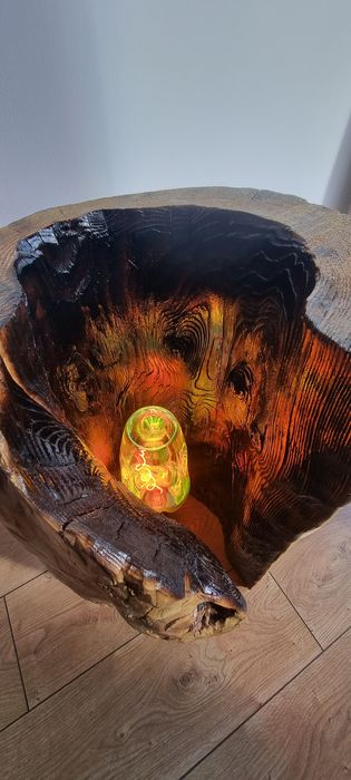 Lampa Stojąca z Litego Drewna