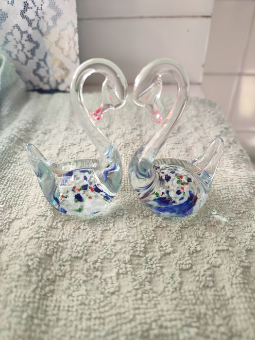 Лебеді,фігурка лебедя,скляний лебідь