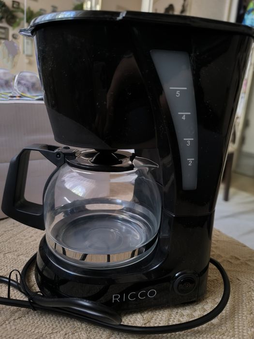 Sprzedam ekspres do kawy z PRL-u.