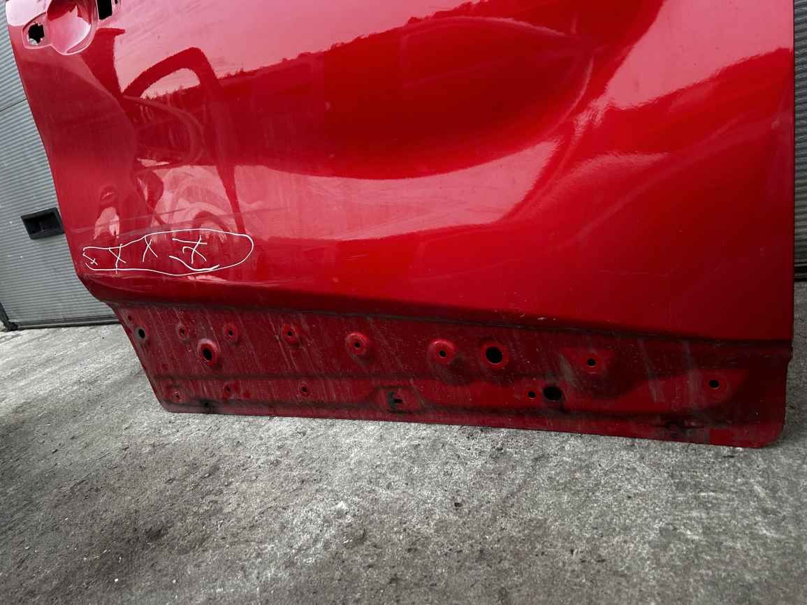 Renault (RVI) Captur 19- Двері перед R після ремонту DR1356 801000210R