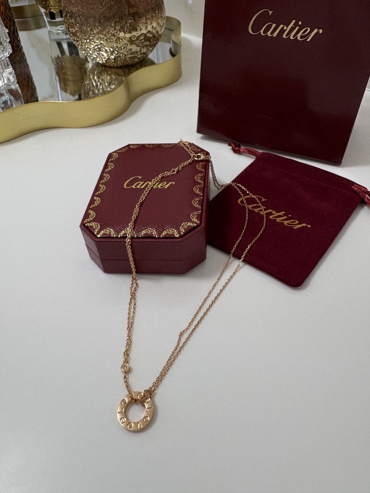 Colar Cartier Love