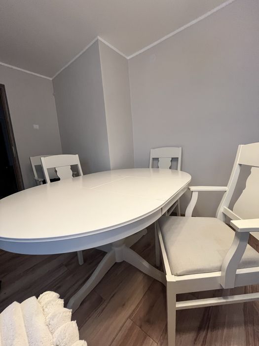 Stół INGATORP IKEA plus 4 krzesla biały