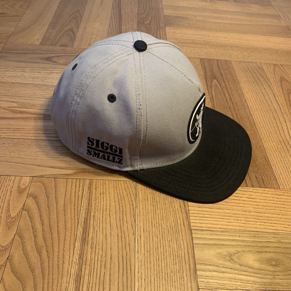 Czapka z daszkiem typu snapback Cayler & Sons