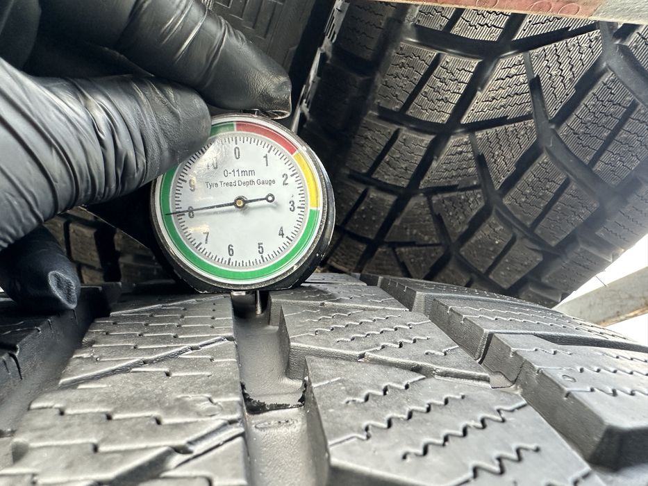 Шини б/у 275/40 R22 Continental 4шт