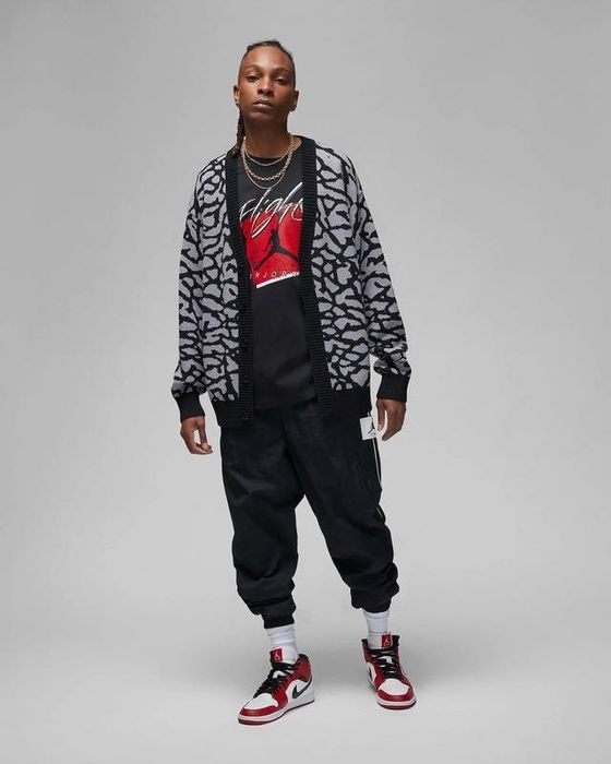 США! Футболка Nike Air Jordan Graphic Tee DN (XSр по 2XL) (DX9593-010)