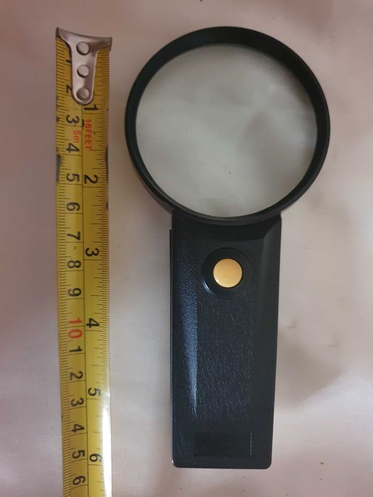 Lupa de 15 centímetros