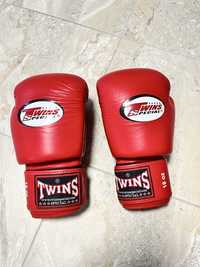 Боксерські перчатки Twins