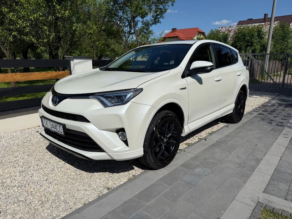 Toyota RAV4 Toyota RAV4 Hybrid 2018 | Niski przebieg | Ładna konfiguracja!