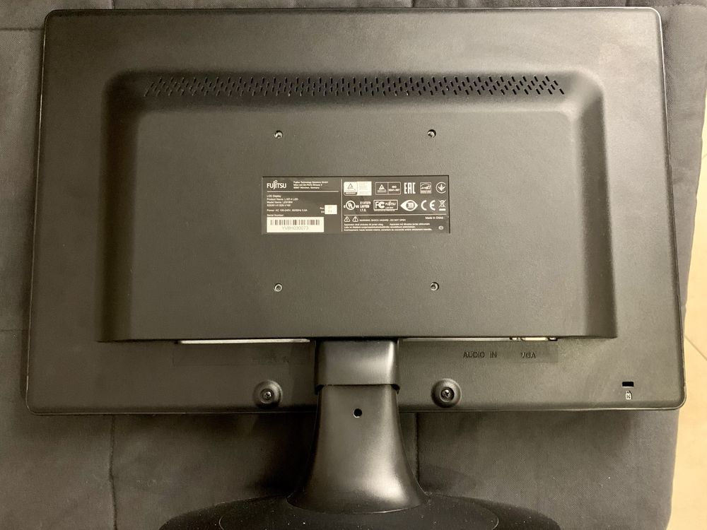 Monitor Fujitsu - 18,5 “