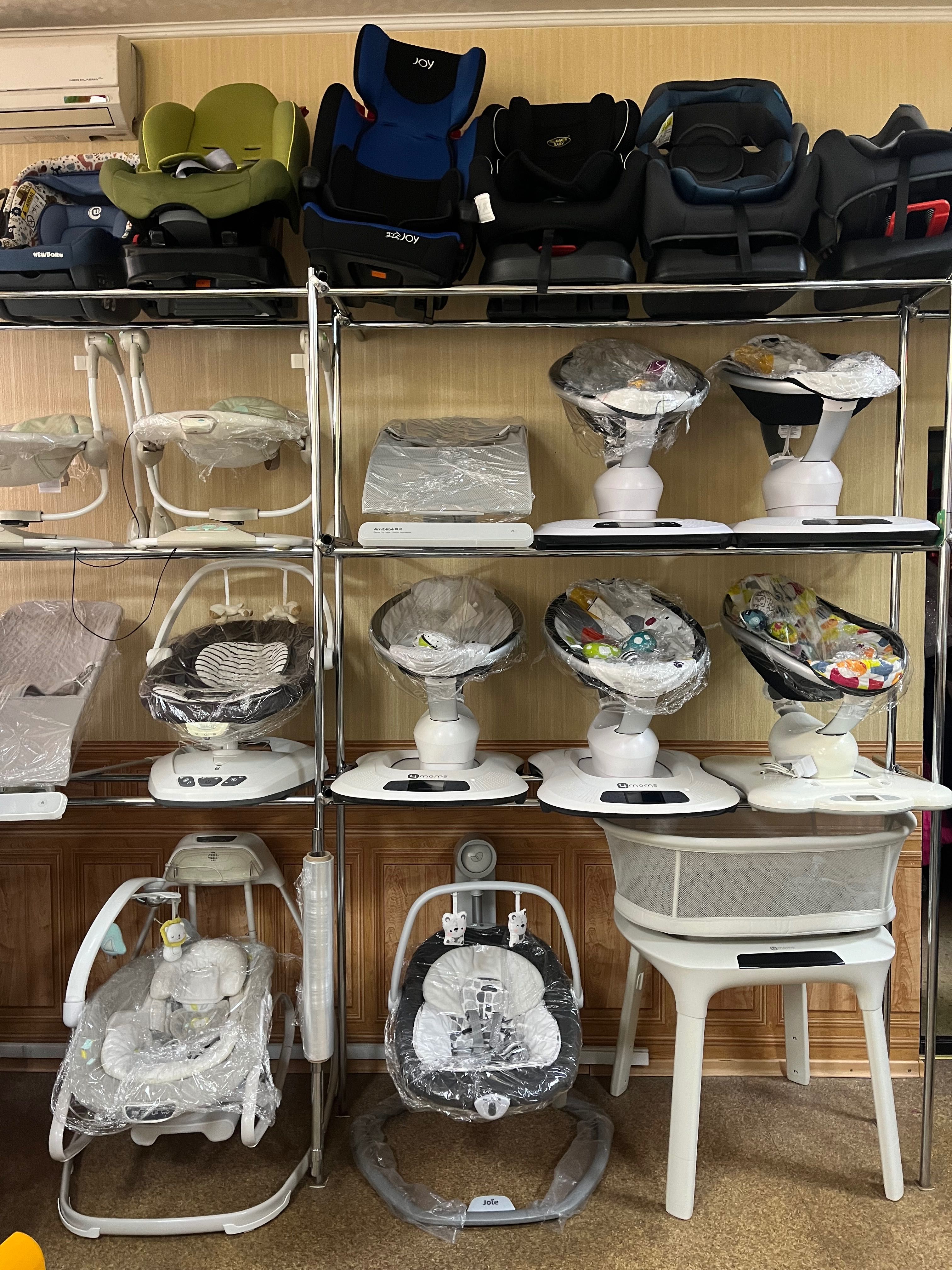 mamaRoo bassinet