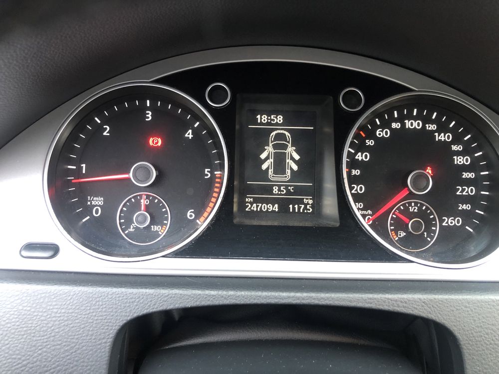 Volkswagen Passat В7, 1.6D, 2012