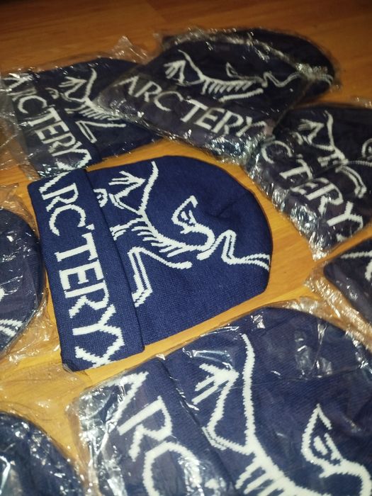 Шапка Arcteryx one size