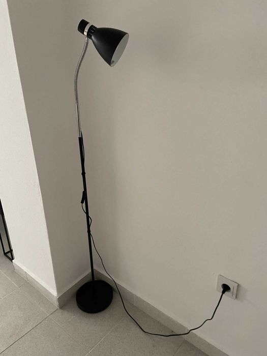 Vários objetos de decoração