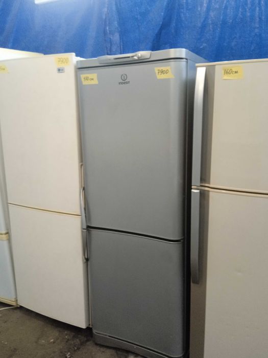 Продам холодильник  из Европы с гарантией и доставкой