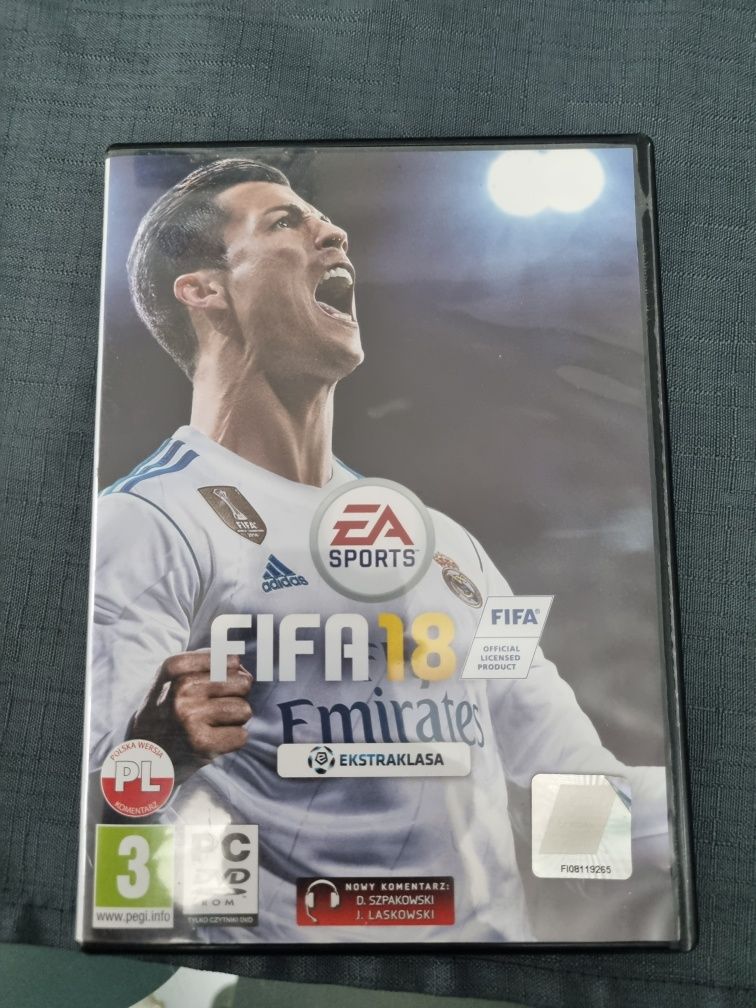 Gra na PC fifa 18 w pudełku .