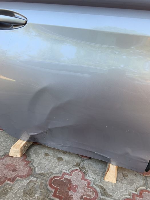 Продам задню праву дверку до Peugeot 308