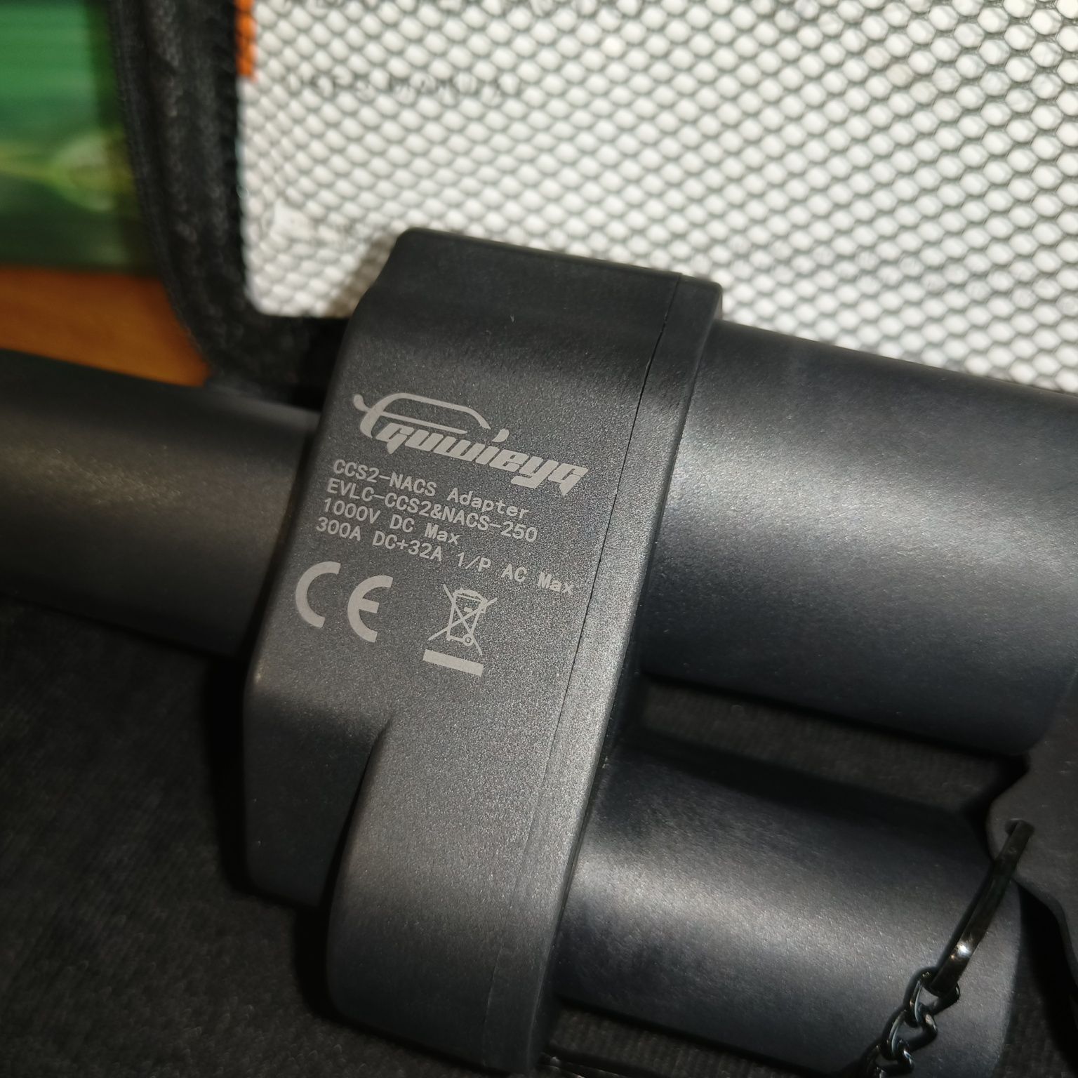 GUWIEYG CCS2 Tesla 300A  NACS перехідник тесла
