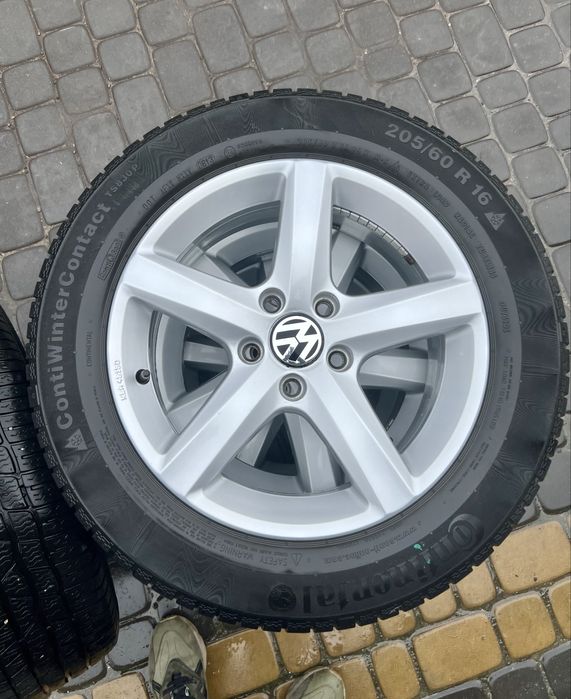Колеса в зборі 5x112 r16 зима 205/60 Passat B5 B6 B7 Golf Caddy Т4