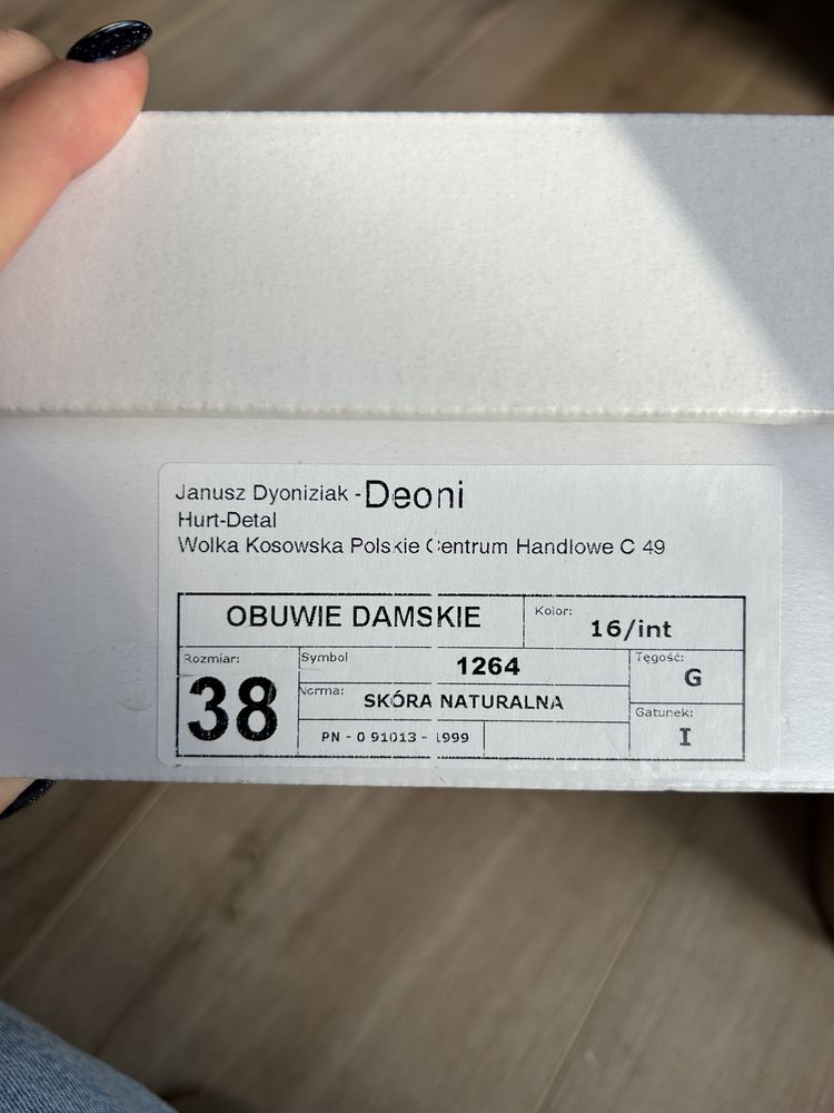 Botki zamszowe szare cyrkonie skórzane 38