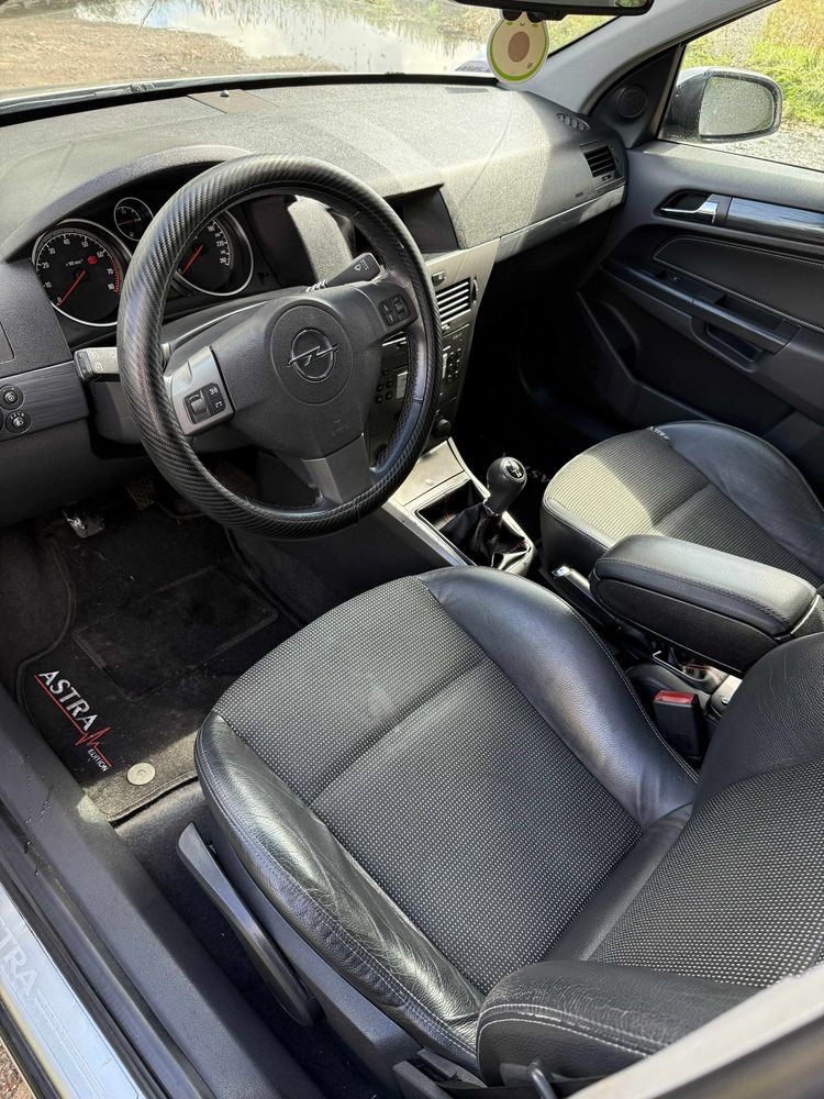 Opel Astra H 1.6 LPG, super stan, bez rdzy, bdz wyciekow,sprawna klima