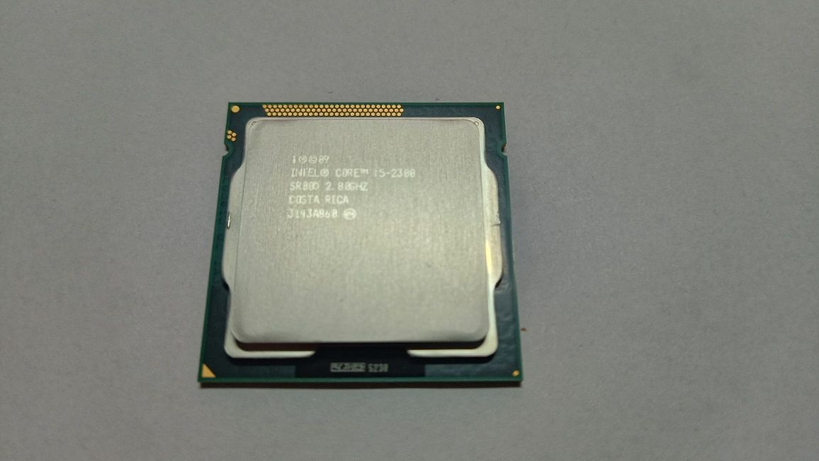 Процесор Intel i5-2300 Socket LGA 1155+кулер