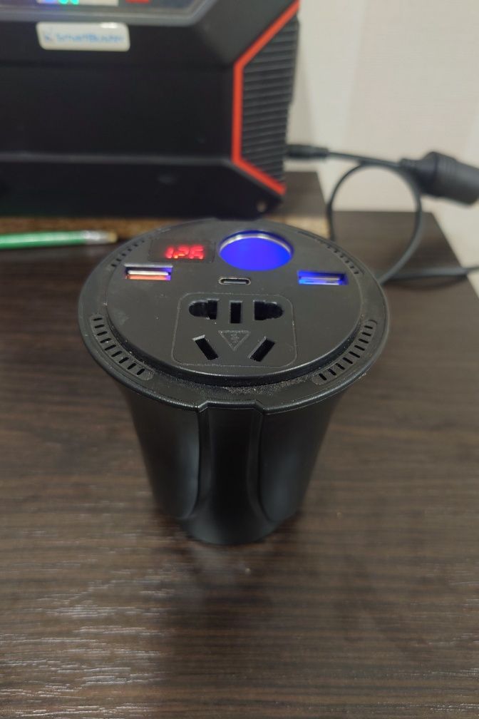 Інвертор 12V to 220V автомобільний 150W