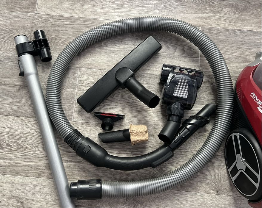 Пилосос безмішковий Rowenta RO4873EA