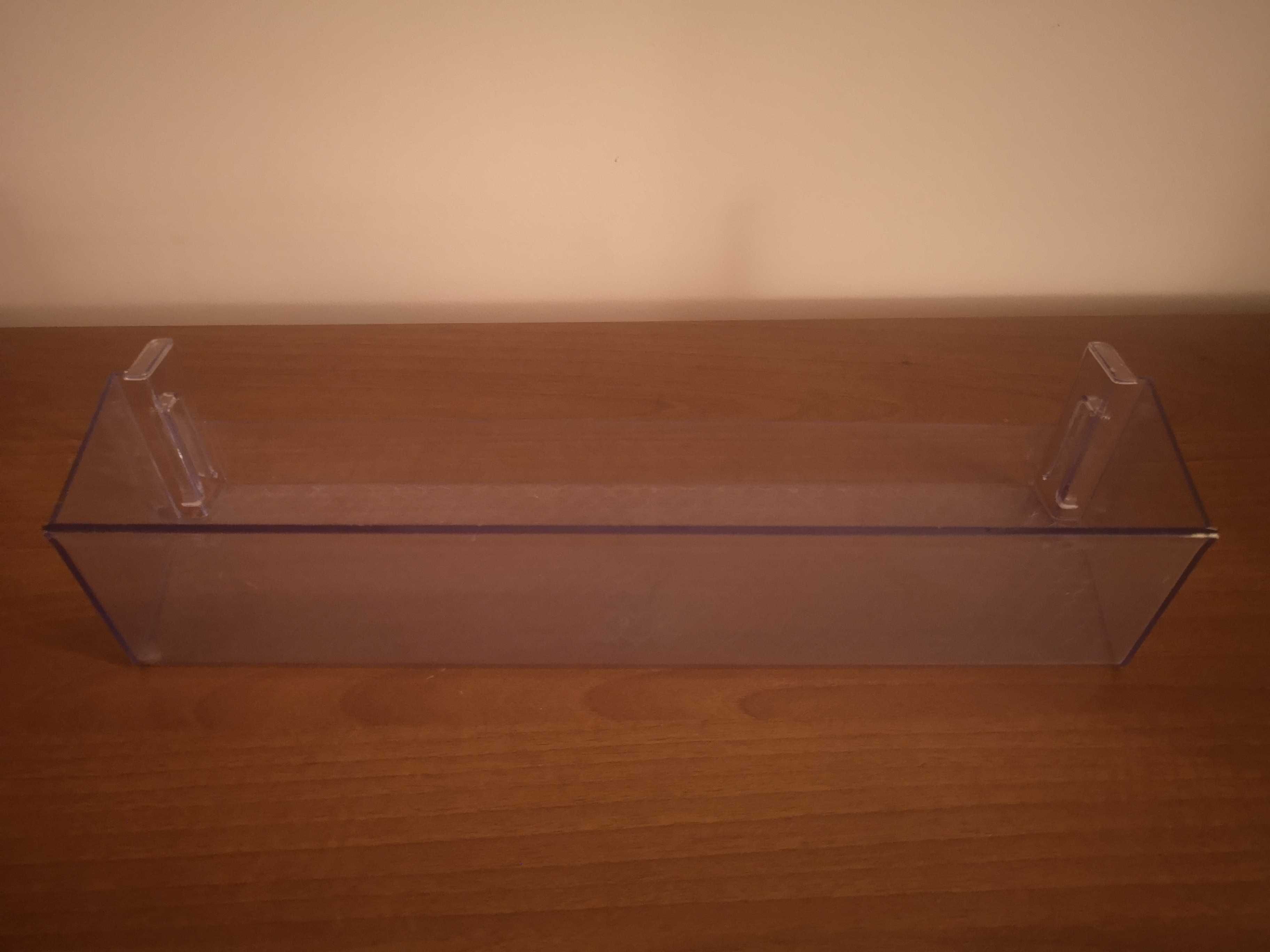 Lodówka BEKO RCSA210 - balkonik / półka na butelki na drzwi