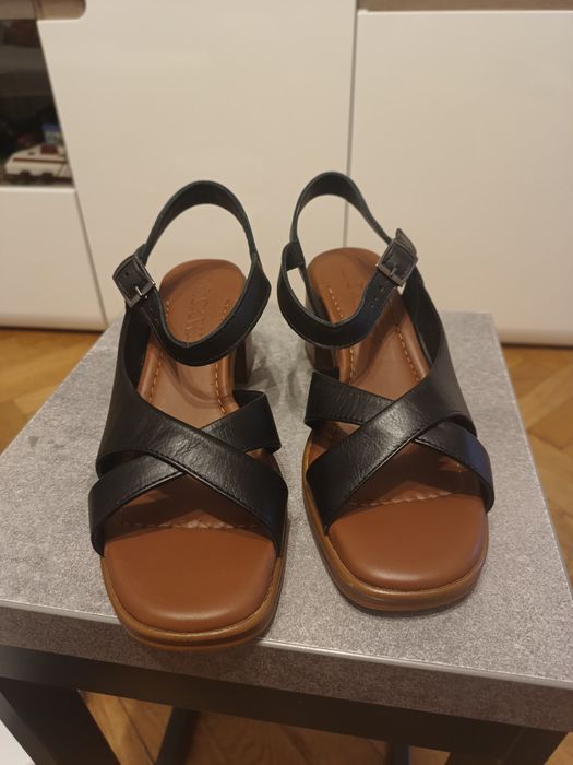 Czarne sandały na słupku Saway Samini rozmiar 38