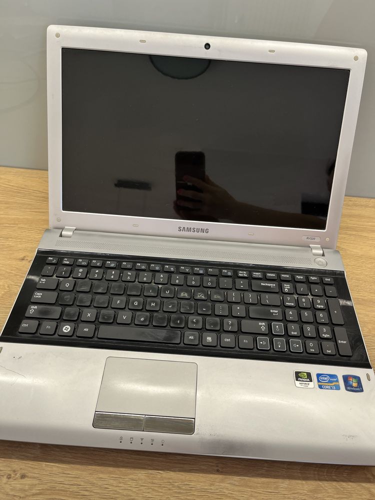 Laptop Samsung, core i3