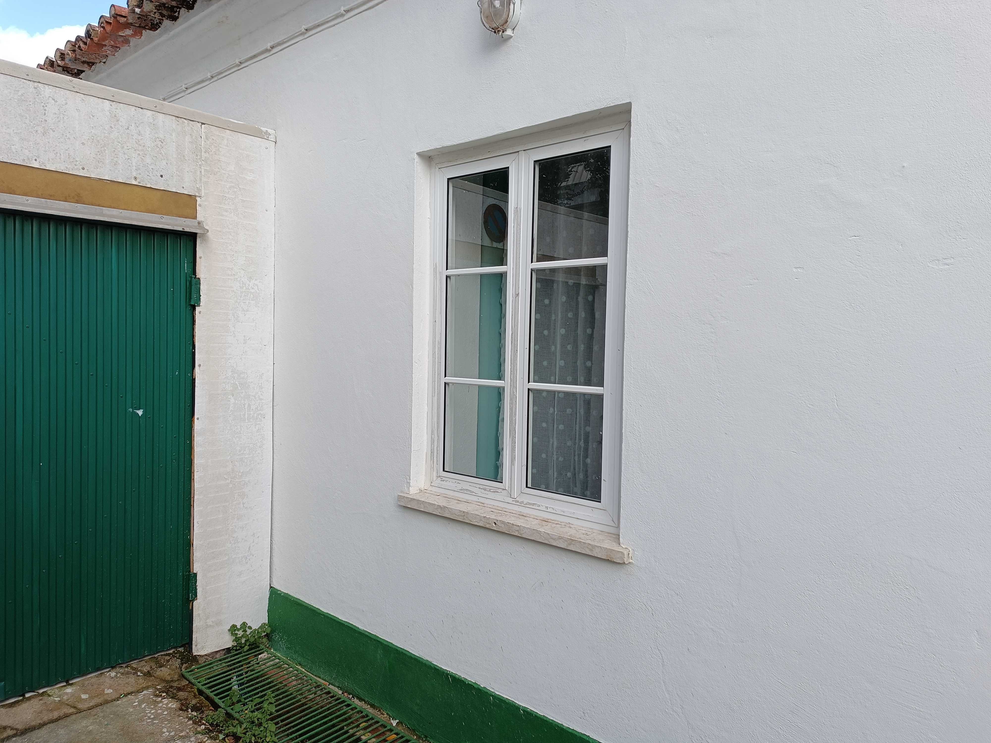 Moradia T3 Malveira lote 250m2, garagem, jardim e terraço