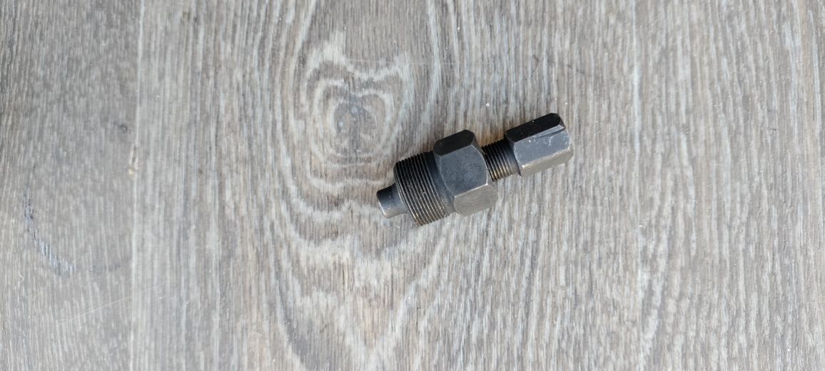 Выжимка шатунов ключ-съемник для шатунов под квадрат велосипедный