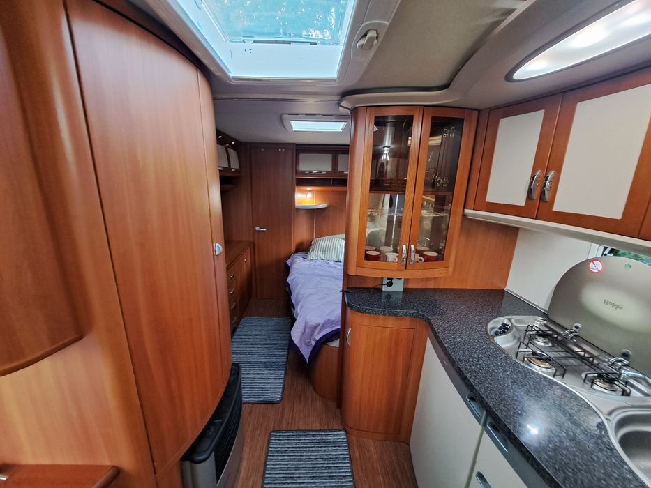 Przyczepa kempingowa Hobby Prestige 650 WFU,  zarejstrowana