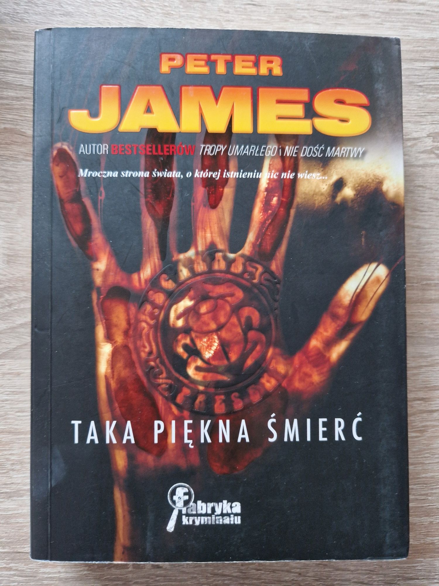 Taka piękna śmierć - Peter James kryminał