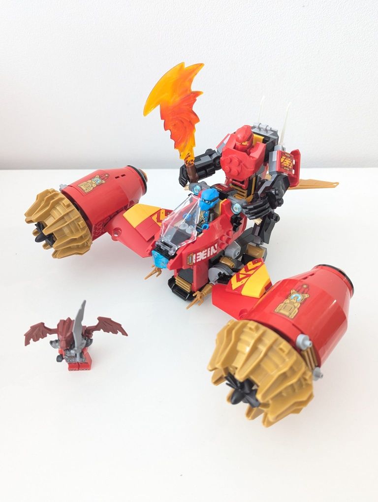 LEGO® 71830 Ninjago - Burzowy jeździec-mech Kaia